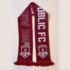 NWT Sacramento Republic FC Soccer Team Scarf - Red & White